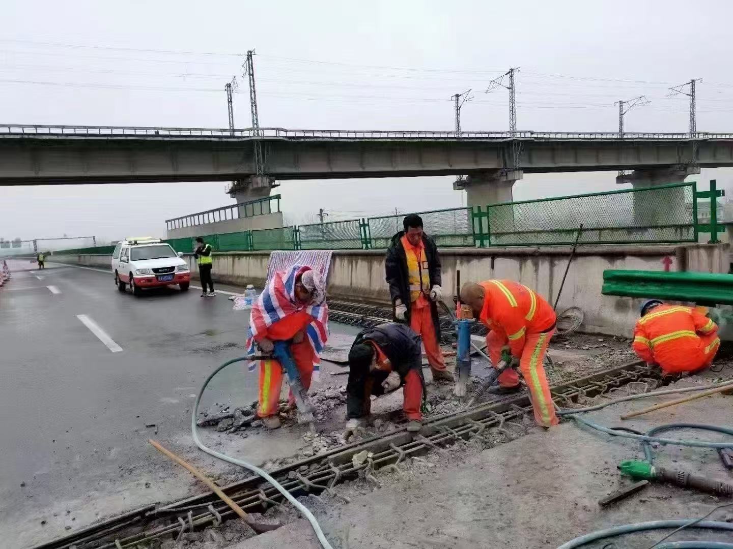 苏家屯桥梁伸缩缝抢修料